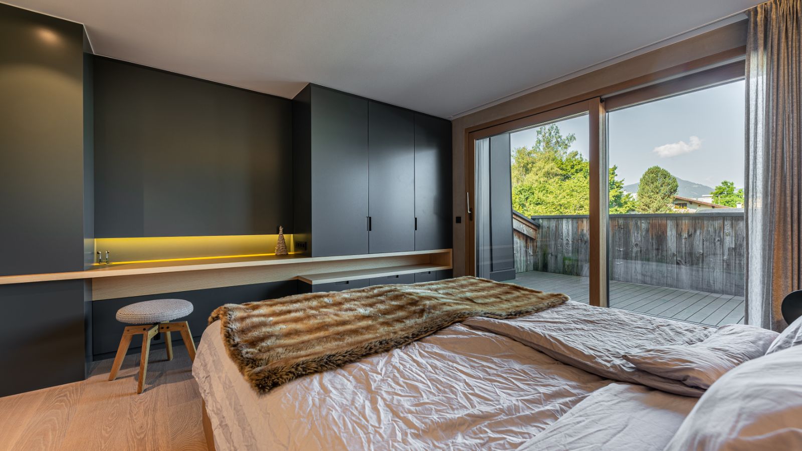 Curated visual reference: Penthouse Grand Luxury Ski Chalets Kitzbuhel Photo Inspiration