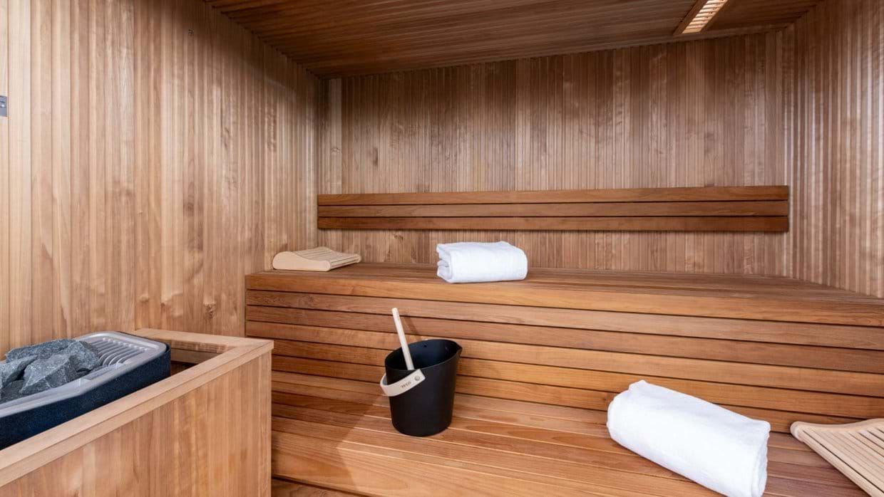 Luxury-Ski-Chalet-Val-d-Isere-Chalet-Kitsune-Oxford-Ski-Sauna.jpg