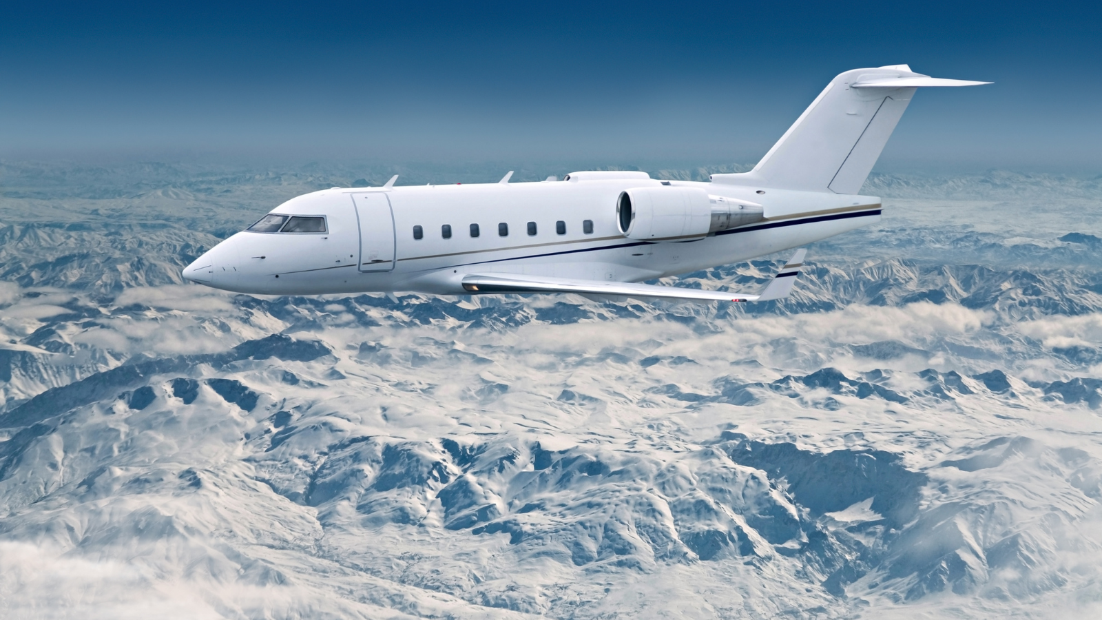 Travelling in Style: The Alps by Private Jet