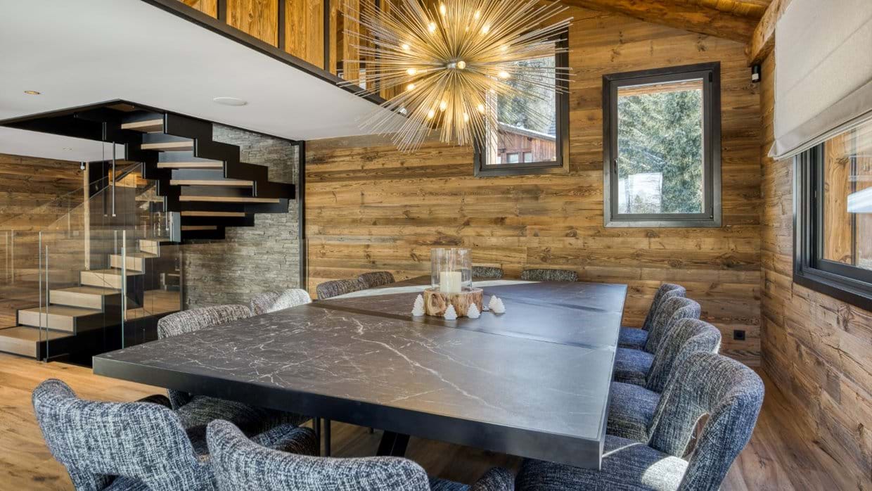 Luxury-Ski-Chalet-Megeve-Chalet-Grizzly-Oxford-Ski-Dining3.jpg