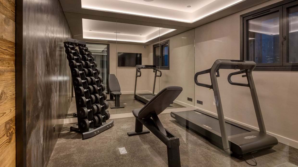 Luxury-Ski-Chalet-Megeve-Chalet-Grizzly-Oxford-Ski-Gym.jpg