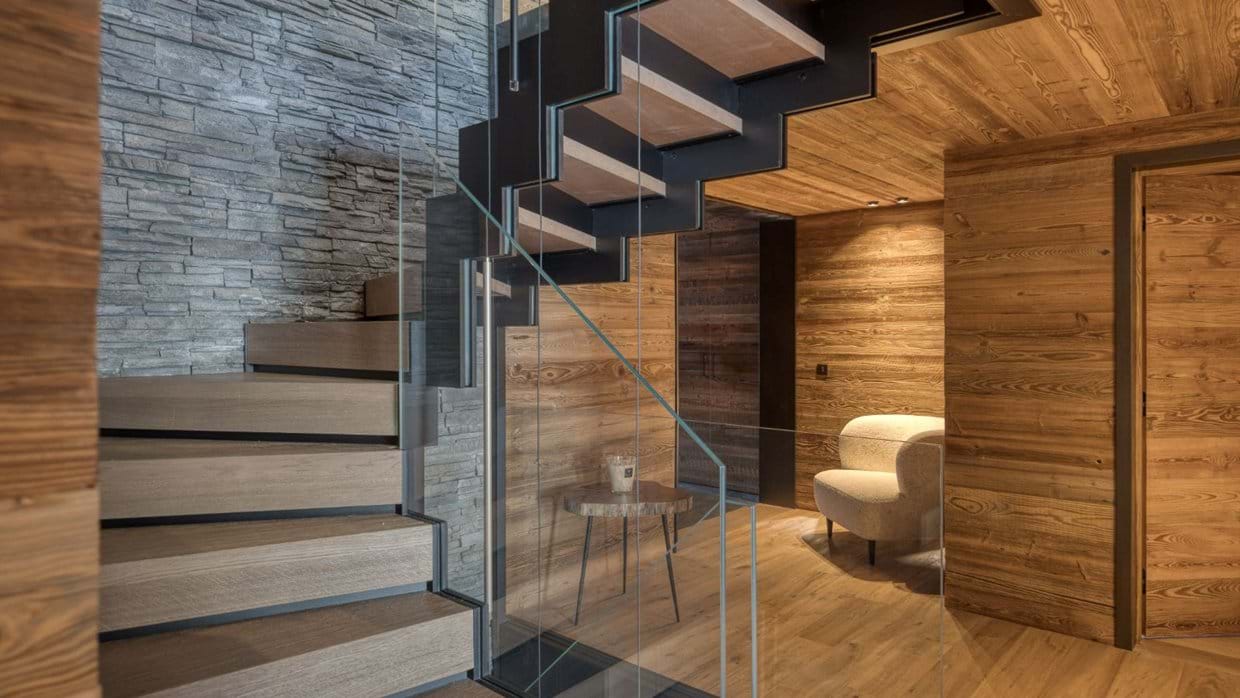 Luxury-Ski-Chalet-Megeve-Chalet-Grizzly-Oxford-Ski-Stairs.jpg