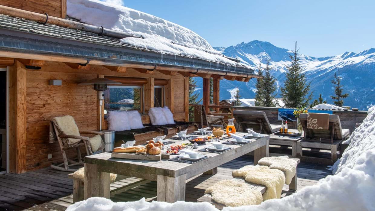 luxury-ski-chalet-verbier-chalet-spa-outdoor-dining.jpg