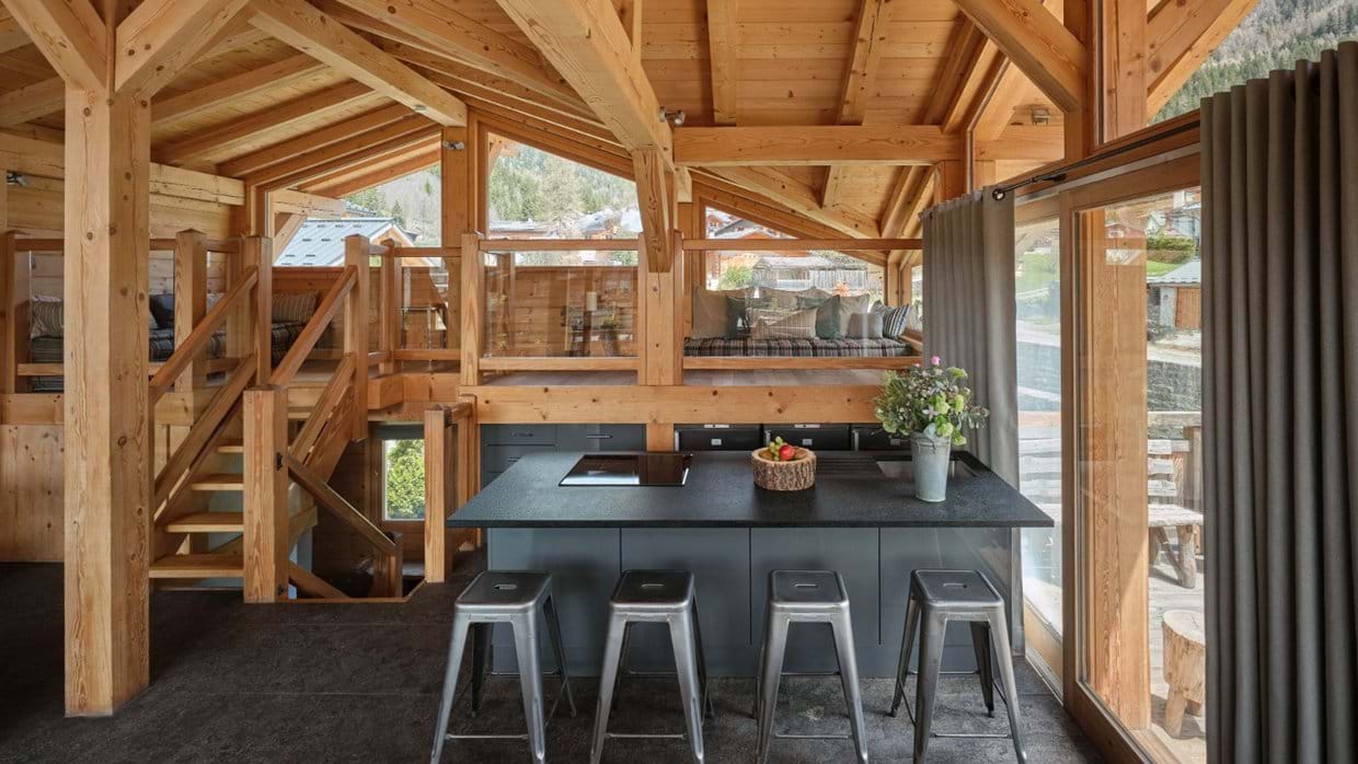 luxury-ski-chalets-chamonix-oxford-ski-granit-dining (1).jpg