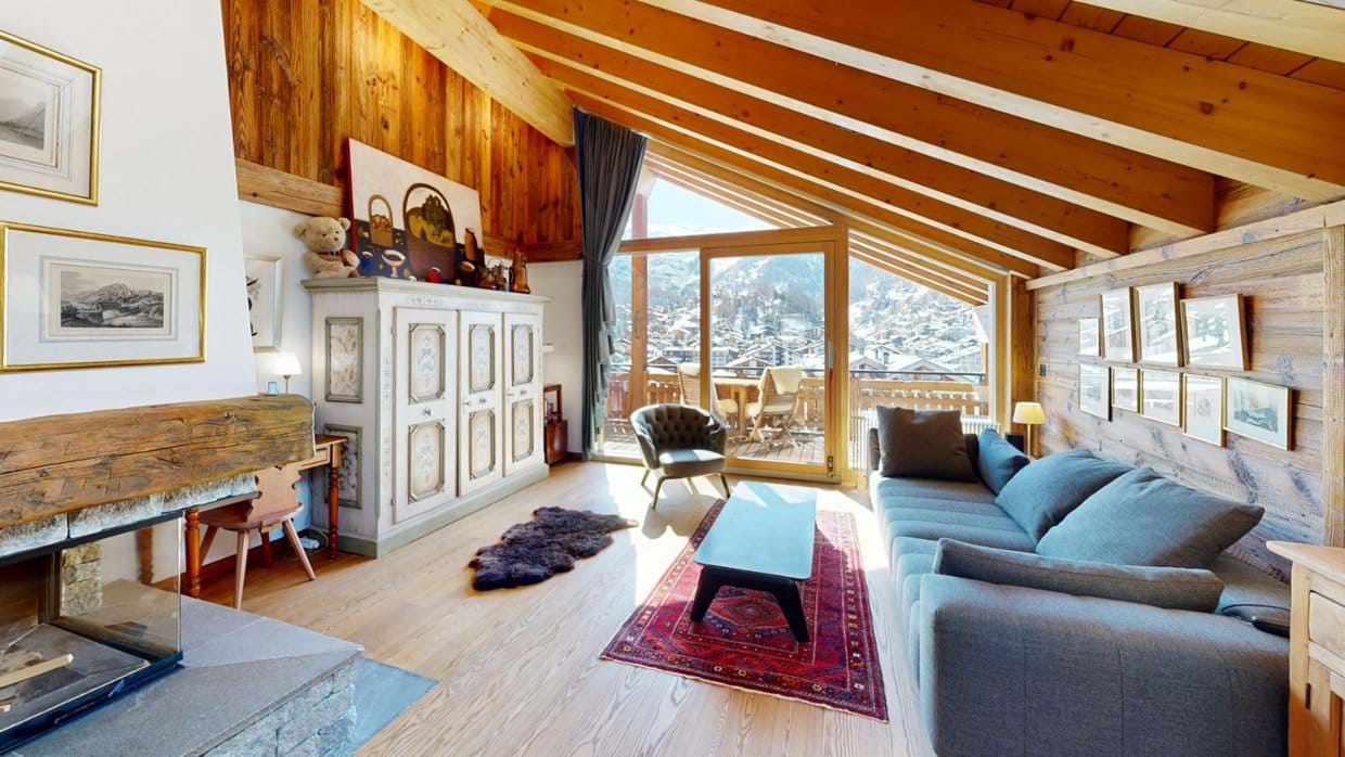 003Penthouse Iona living room.jpg