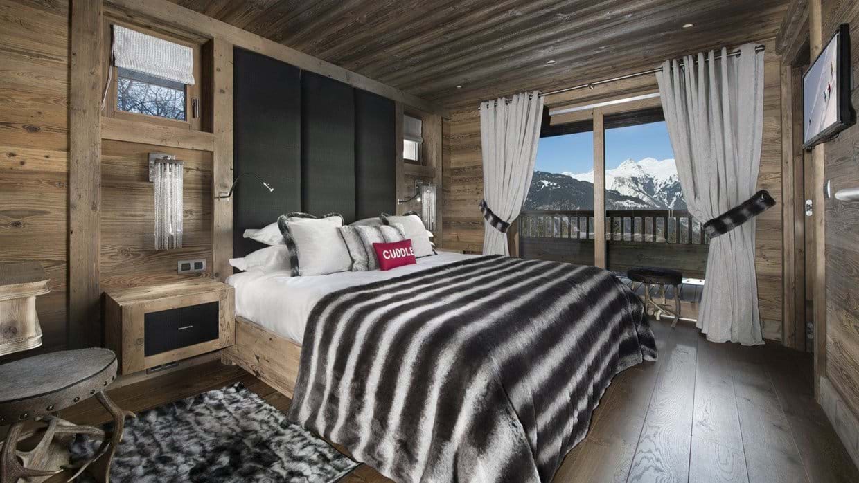 Luxury-Ski-Chalet-Courchevel-1550-Chalet-L'Or-Blanc-Oxford-Ski-Bedroom (7).jpg