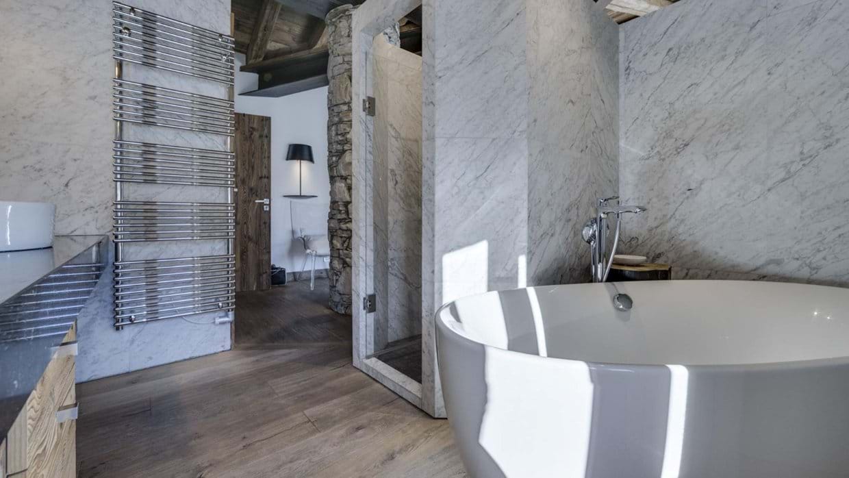 Luxury Ski Apartment- Penthouse Artemis Bathroom 6- Oxford Ski.jpg