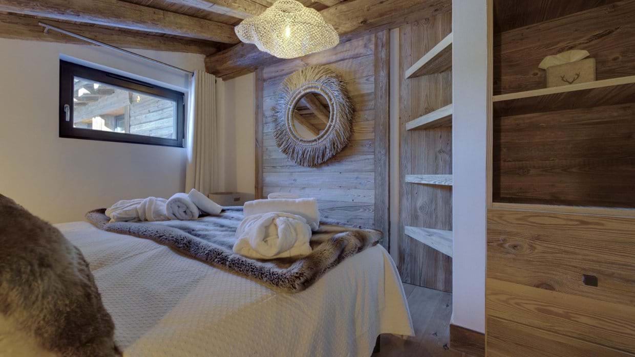 Luxury Ski Apartment- Penthouse Artemis Bedroom 2- Oxford Ski.jpg