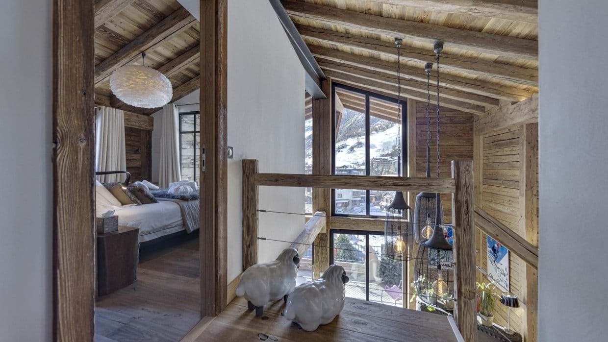 Luxury Ski Apartmnet- Penthouse Artemis Landing- Oxford Ski.jpg