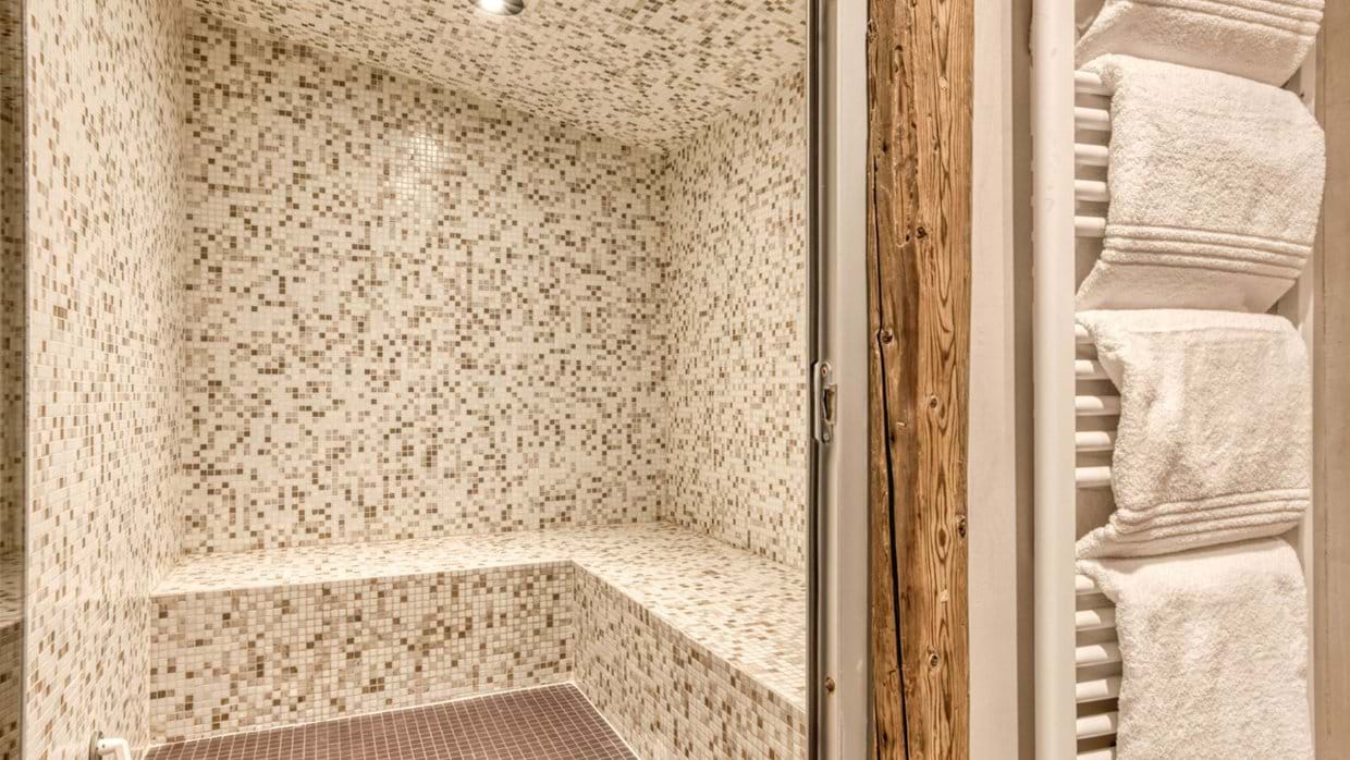 Luxury-Ski-Chalet-Megeve-Chalet White Fox-Hammam 2-Oxford Ski.jpg