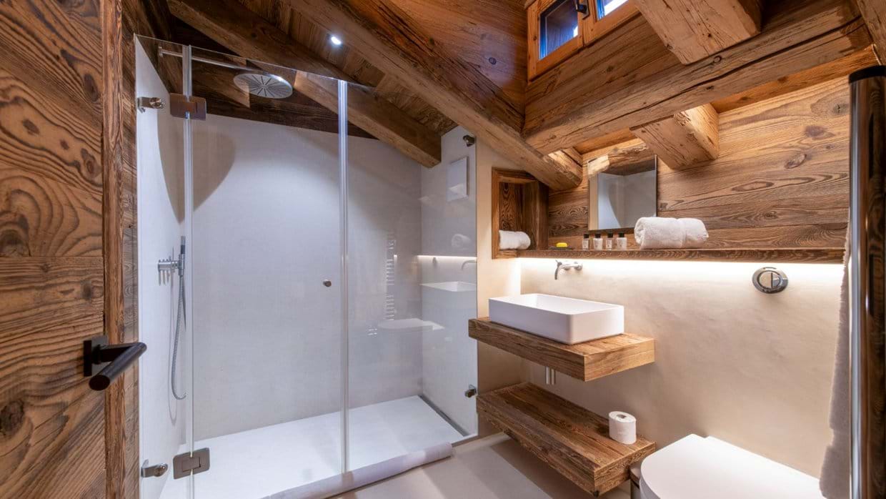 Luxury-Ski-Chalet-Verbier-Chalet-Riant-Oxford-Ski-Shower Room.jpg