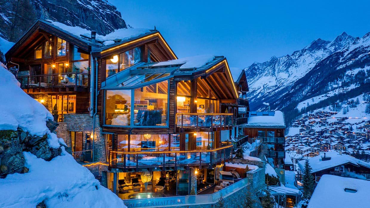 chalet-evening-lit-up-looking-towards-ta-sch-resized.jpg