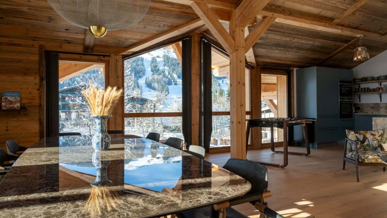 luxury-ski-chalets-les-gets-chalet-grizzly-oxford-ski-living (2).jpg