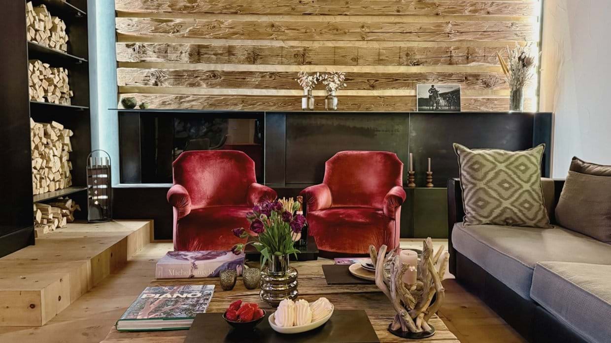 luxury-ski-chalet-st-moritz-chesa-laret-oxford-ski-living-room (3).jpg