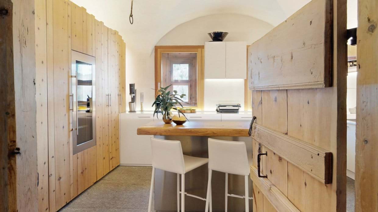 luxury-ski-chalet-st-moritz-chesa-laret-oxford-ski-kitchen (3).jpg