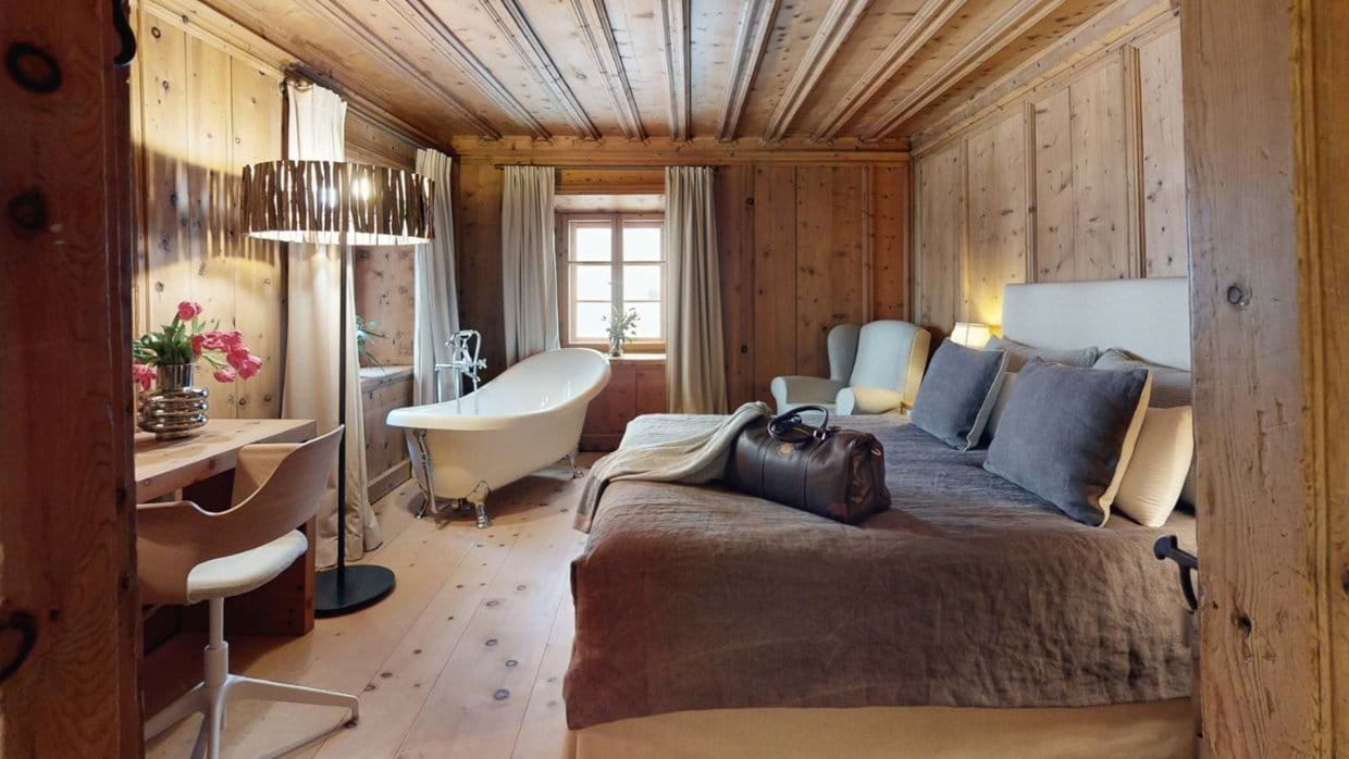 luxury-ski-chalet-st-moritz-chesa-laret-oxford-ski-bedroom4 (1).jpg