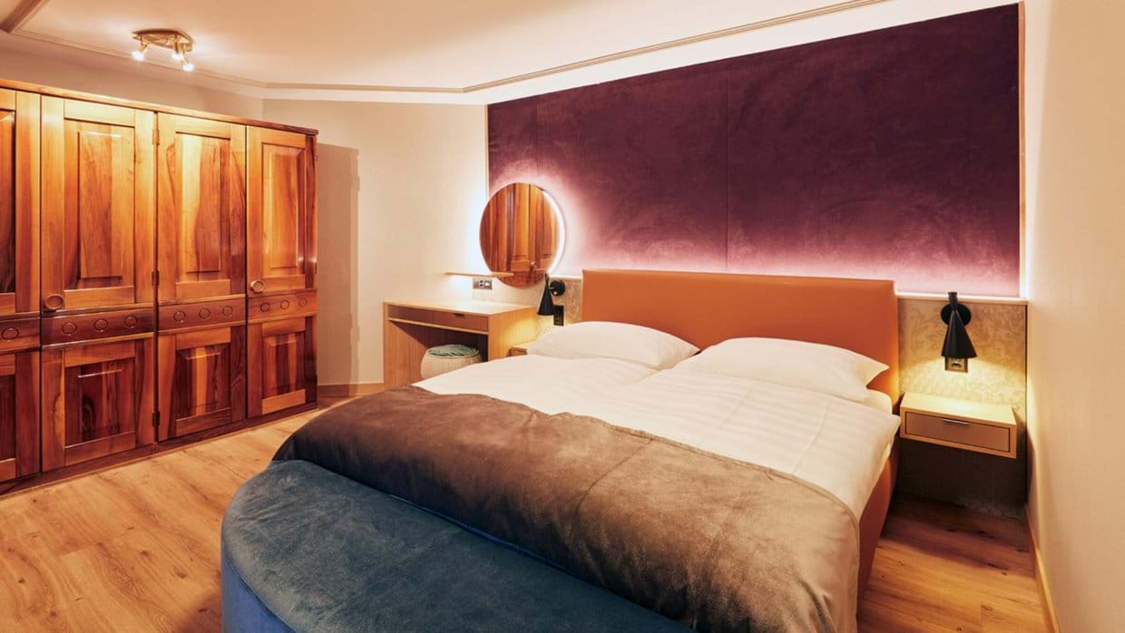 Hotel Alex - Room 2 (1).jpg