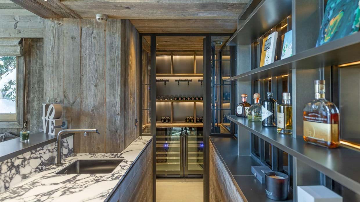 Luxury-Ski-Chalet-Courchevel-1850-Chalet-Bellarossa-Oxford-Ski-Kitchen2.jpg