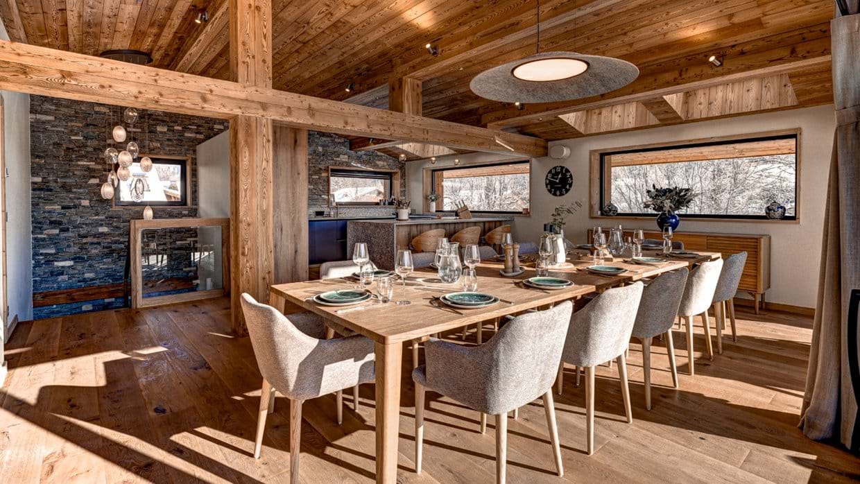 Luxury-Ski-Chalet-Chamonix-Chalet-Josephone-Oxford-Ski-Dining.jpg