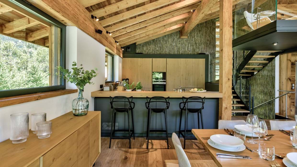 Chalet Black Stone- Kitchen dining room- Luxury Ski Chalet- Oxford Ski Company (1).jpg