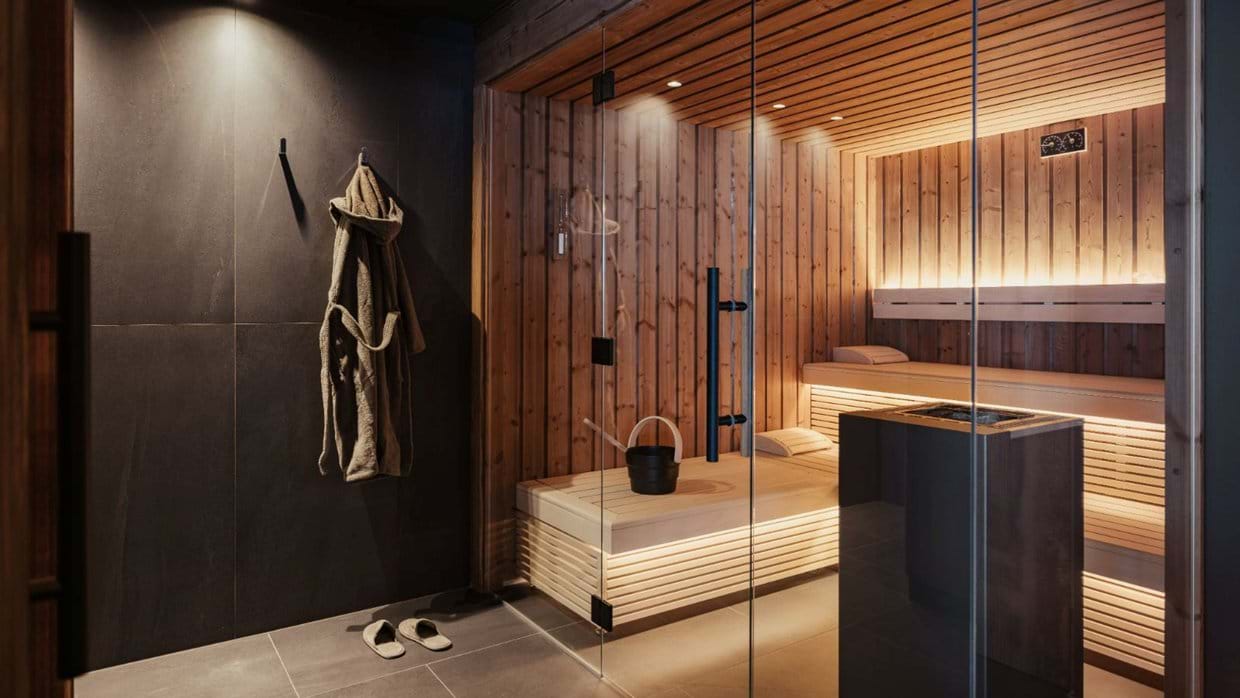 Luxury-Ski-Chalet-Val-Gardena-Chalet-Mile-Oxford-Ski-Sauna.jpg