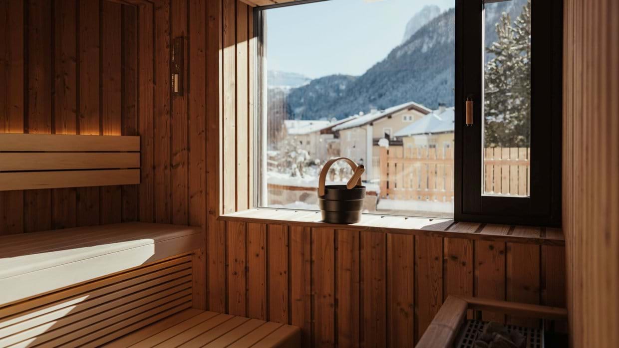 Luxury-Ski-Chalet-Val-Gardena-Chalet-Mile-2-Oxford-Ski-Sauna.jpg