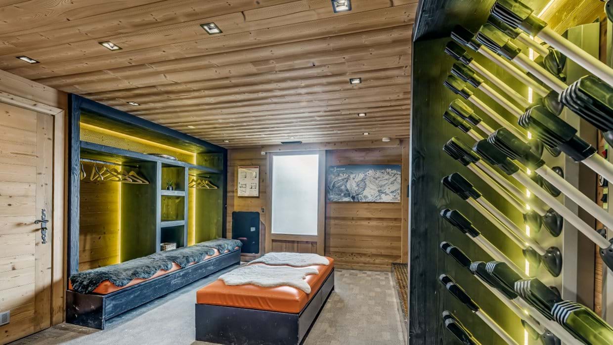 luxury-ski-chalets-courchevel-chalet-st-christophe-oxford-ski-ski-room.jpg
