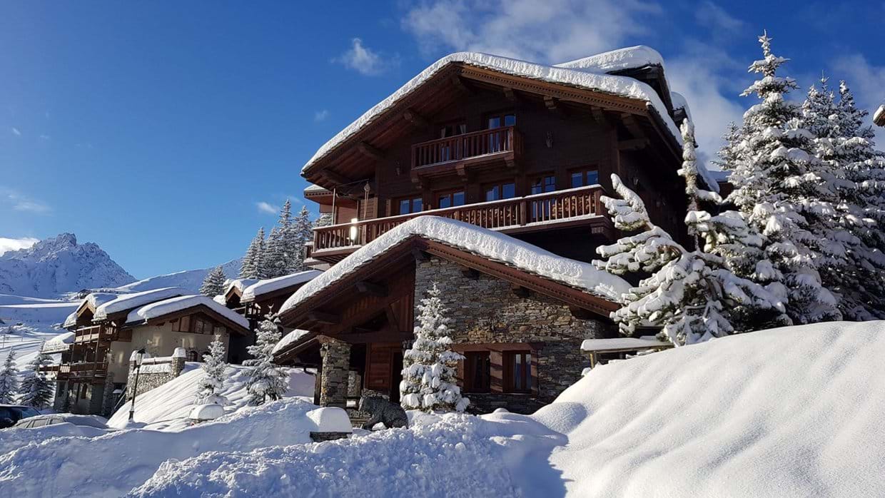 luxury-ski-chalets-courchevel-chalet-st-christophe-oxford-ski-external.jpg