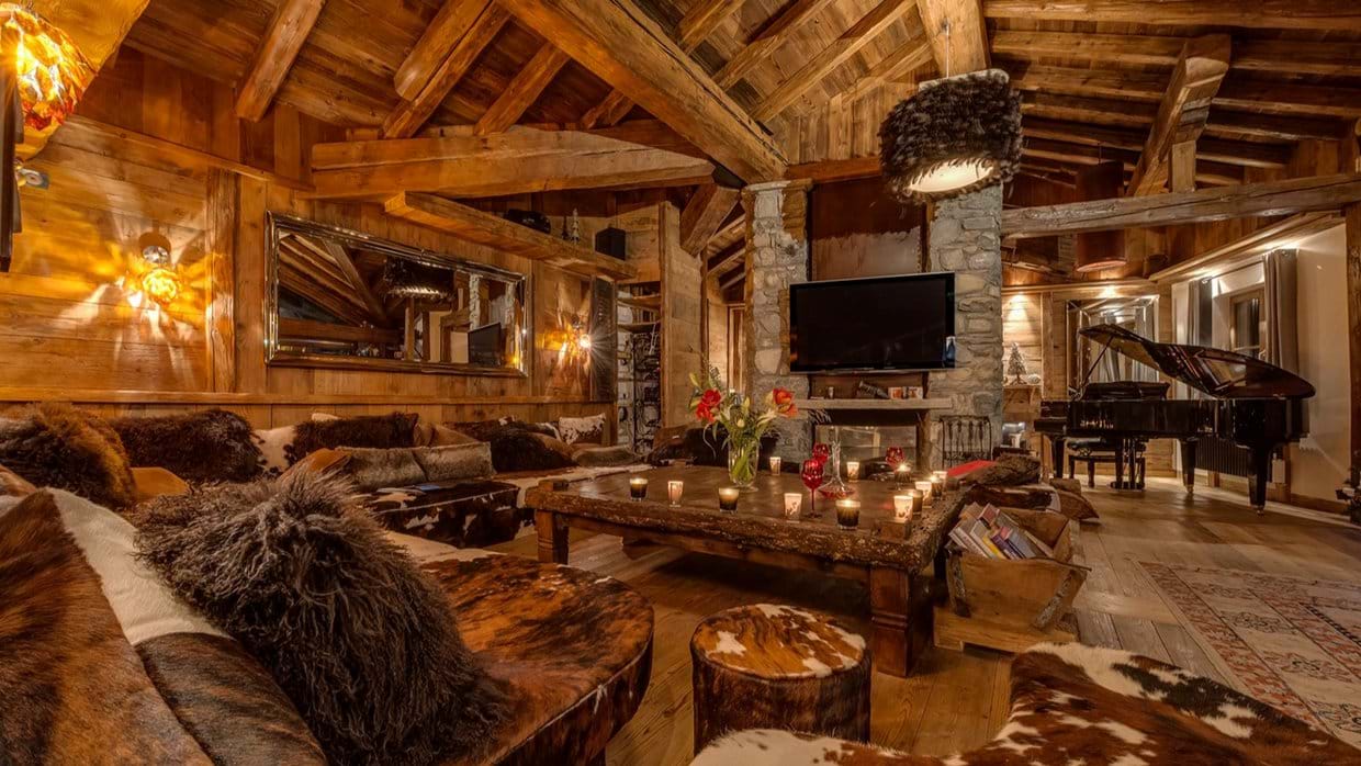 luxury-ski-chalets-val-disere-chalet-lhotse-oxford-ski-lounge (2).jpg
