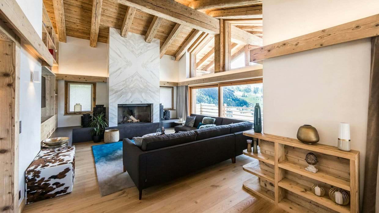 luxury-ski-chalets-verbier-chalet-calima-oxford-ski-living-room (2).jpg