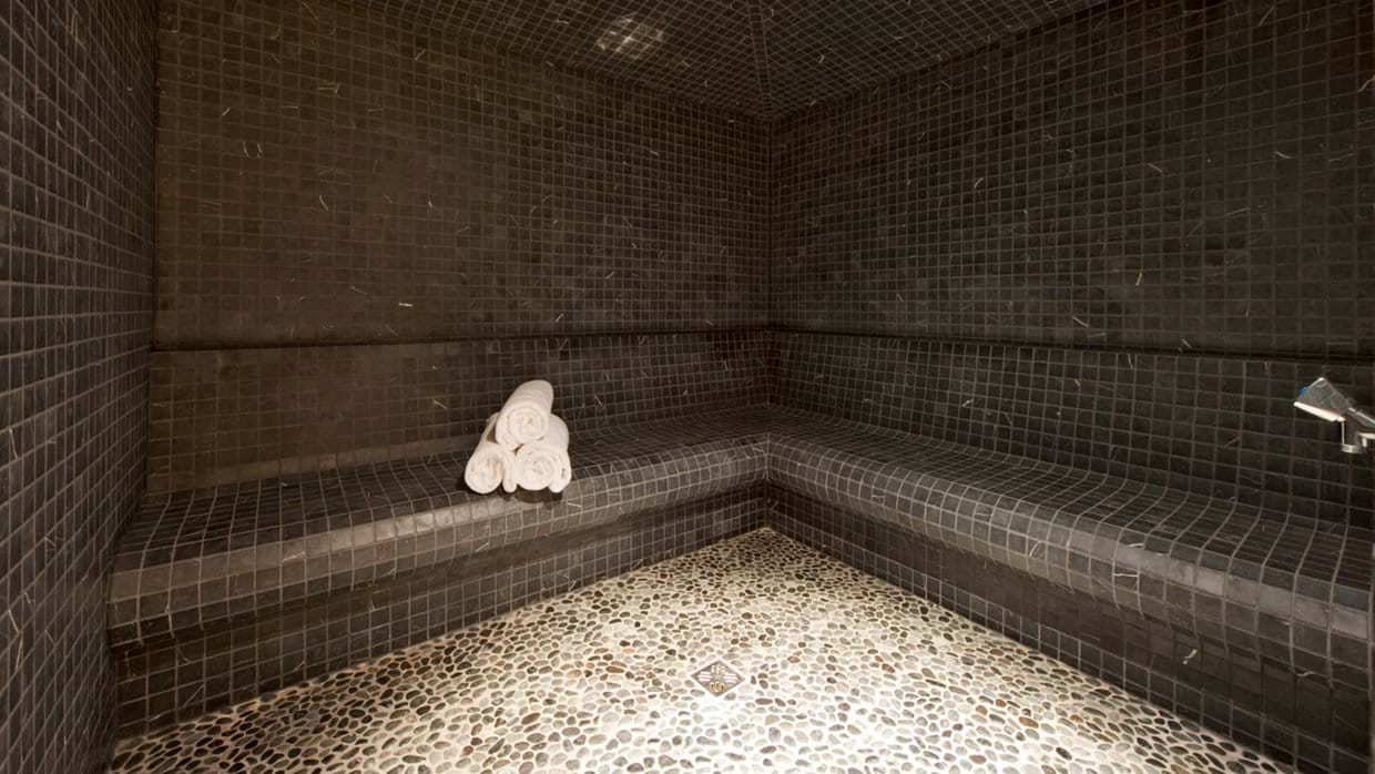 The hammam at Treize Etoiles and Silver.jpg