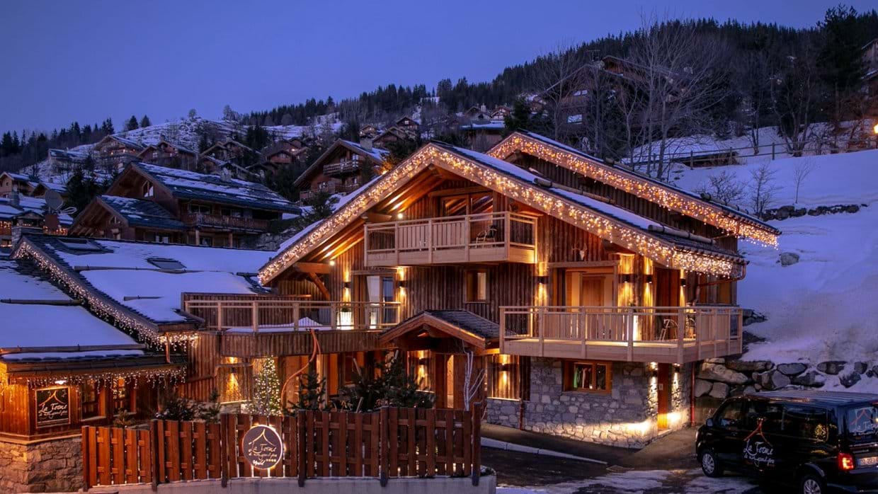 luxury-ski-chalets-meribel-ferme-de-mon-grand-pere-oxford-ski-exterior (2).jpg