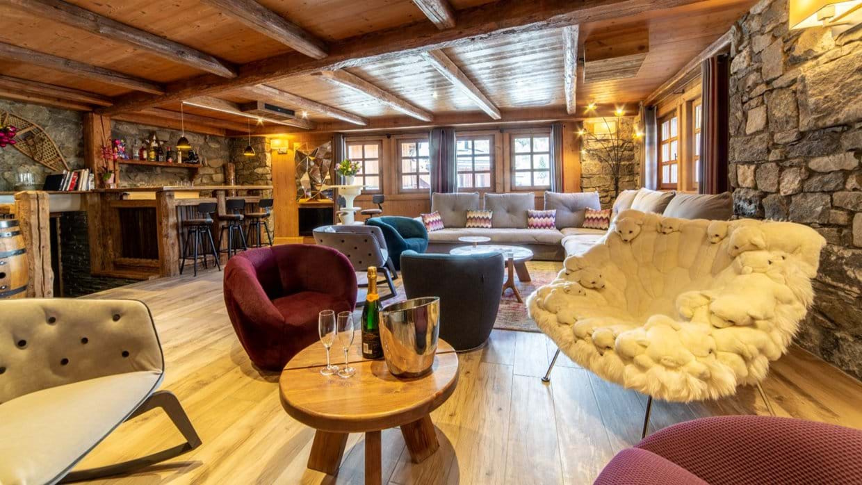 luxury-ski-chalets-meribel-ferme-de-mon-grand-pere-oxford-ski-living-room (2).jpg