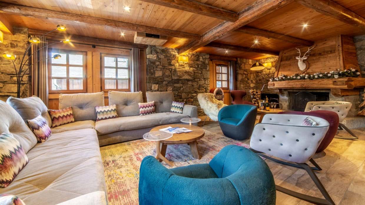 luxury-ski-chalets-meribel-ferme-de-mon-grand-pere-oxford-ski-living-room (3).jpg