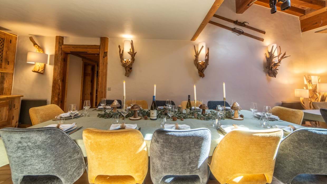 luxury-ski-chalets-meribel-ferme-de-mon-grand-pere-oxford-ski-dining (2).jpg